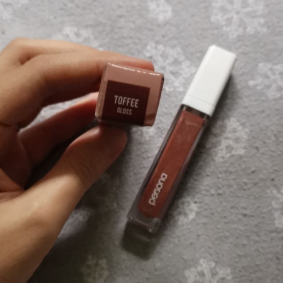 🔥 3 for $30 🔥 BRAND NEW Persona Lip Gloss - Picture 2 of 3